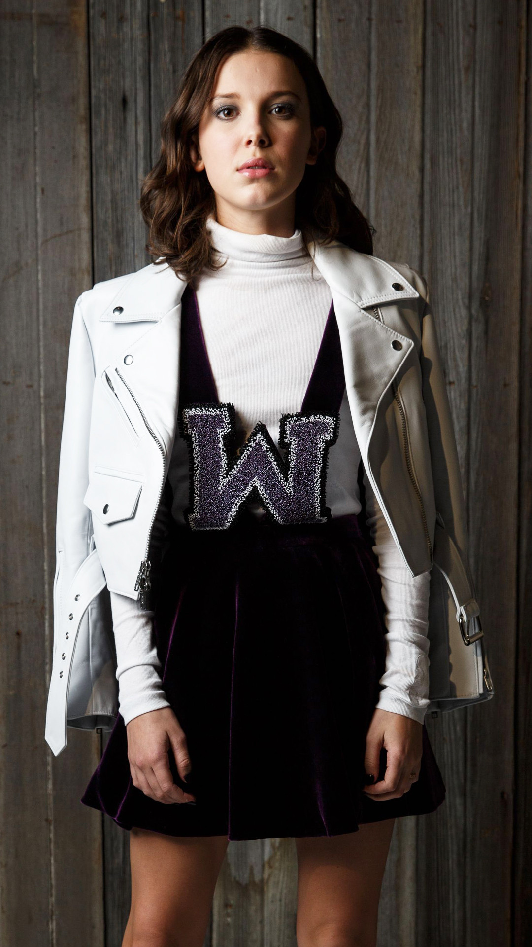 ESC: Millie Bobby Brown ESC: Millie Bobby Brown